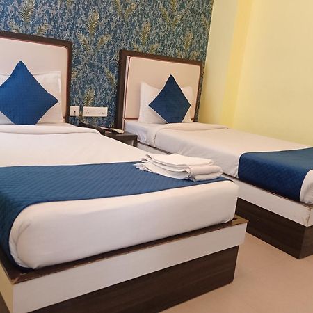 Hotel Janki International Sigra 2 Km From Kashi Vishwanath Temple Varanasi Eksteriør billede