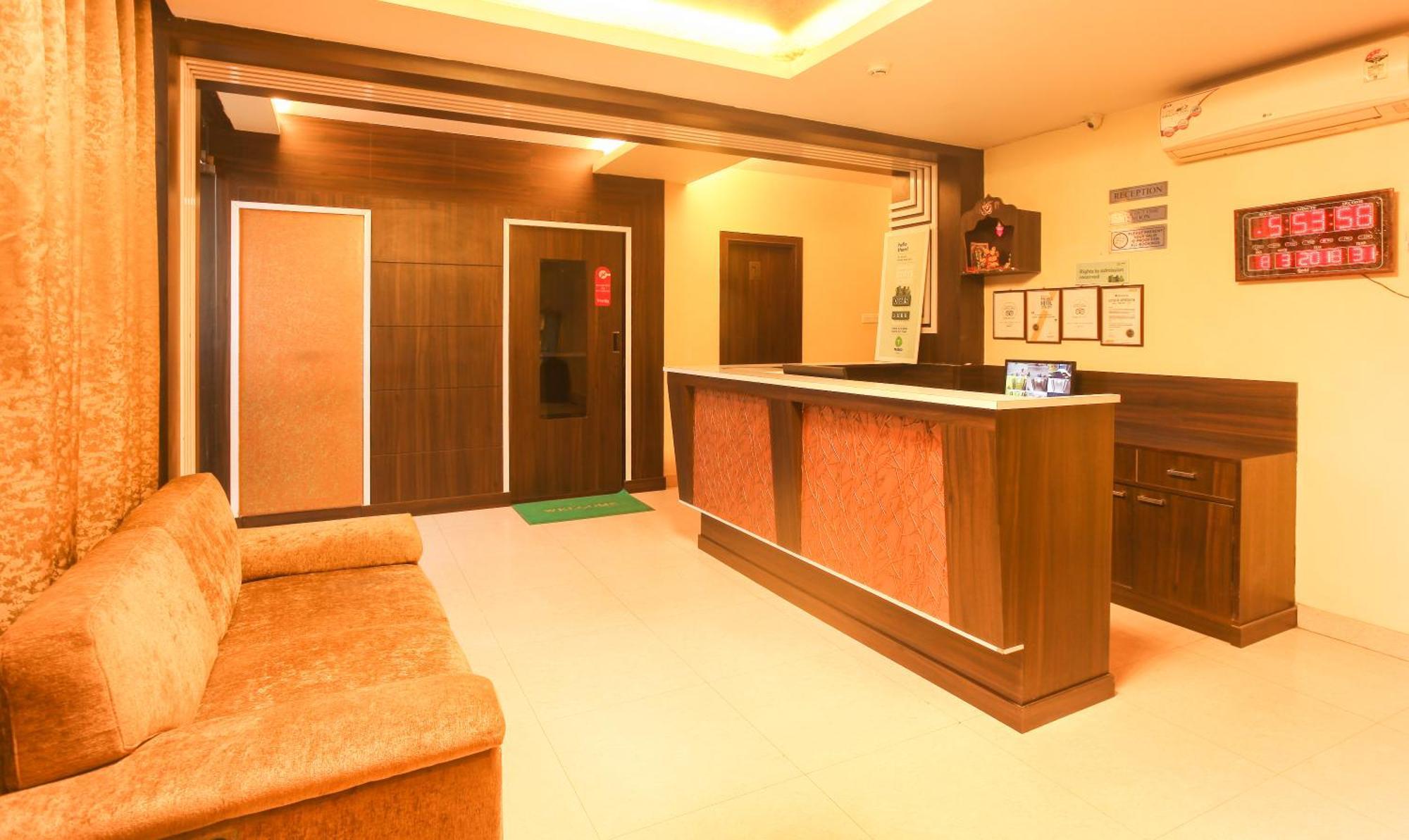 Hotel Janki International Sigra 2 Km From Kashi Vishwanath Temple Varanasi Eksteriør billede