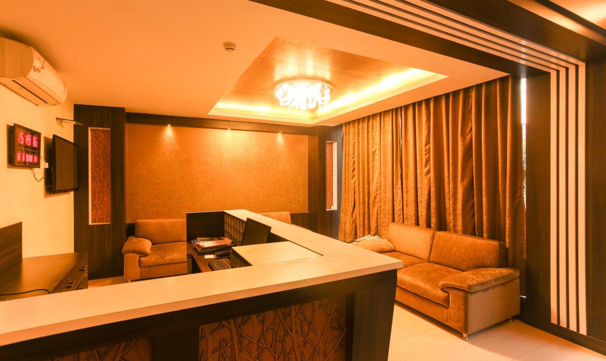 Hotel Janki International Sigra 2 Km From Kashi Vishwanath Temple Varanasi Eksteriør billede