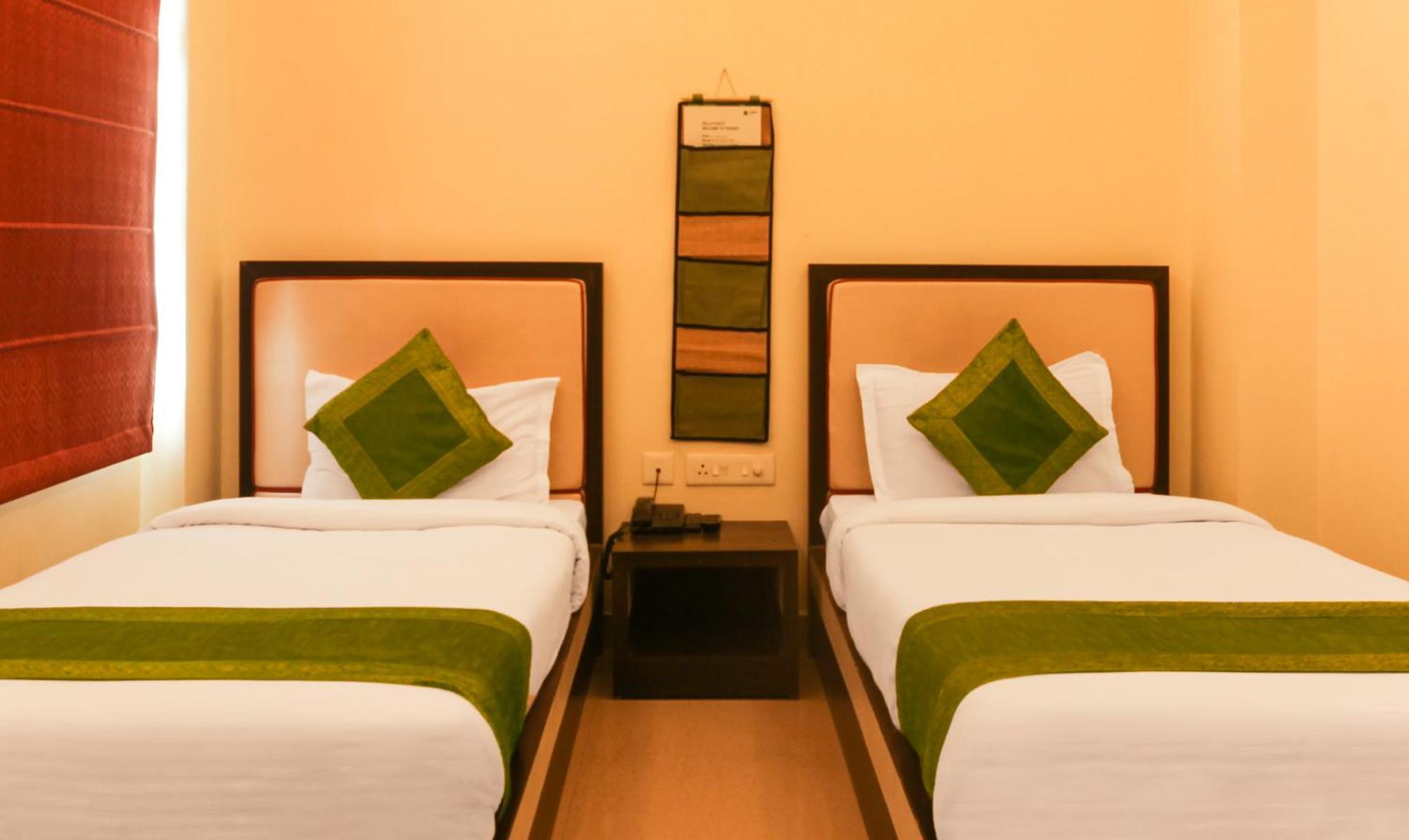 Hotel Janki International Sigra 2 Km From Kashi Vishwanath Temple Varanasi Eksteriør billede