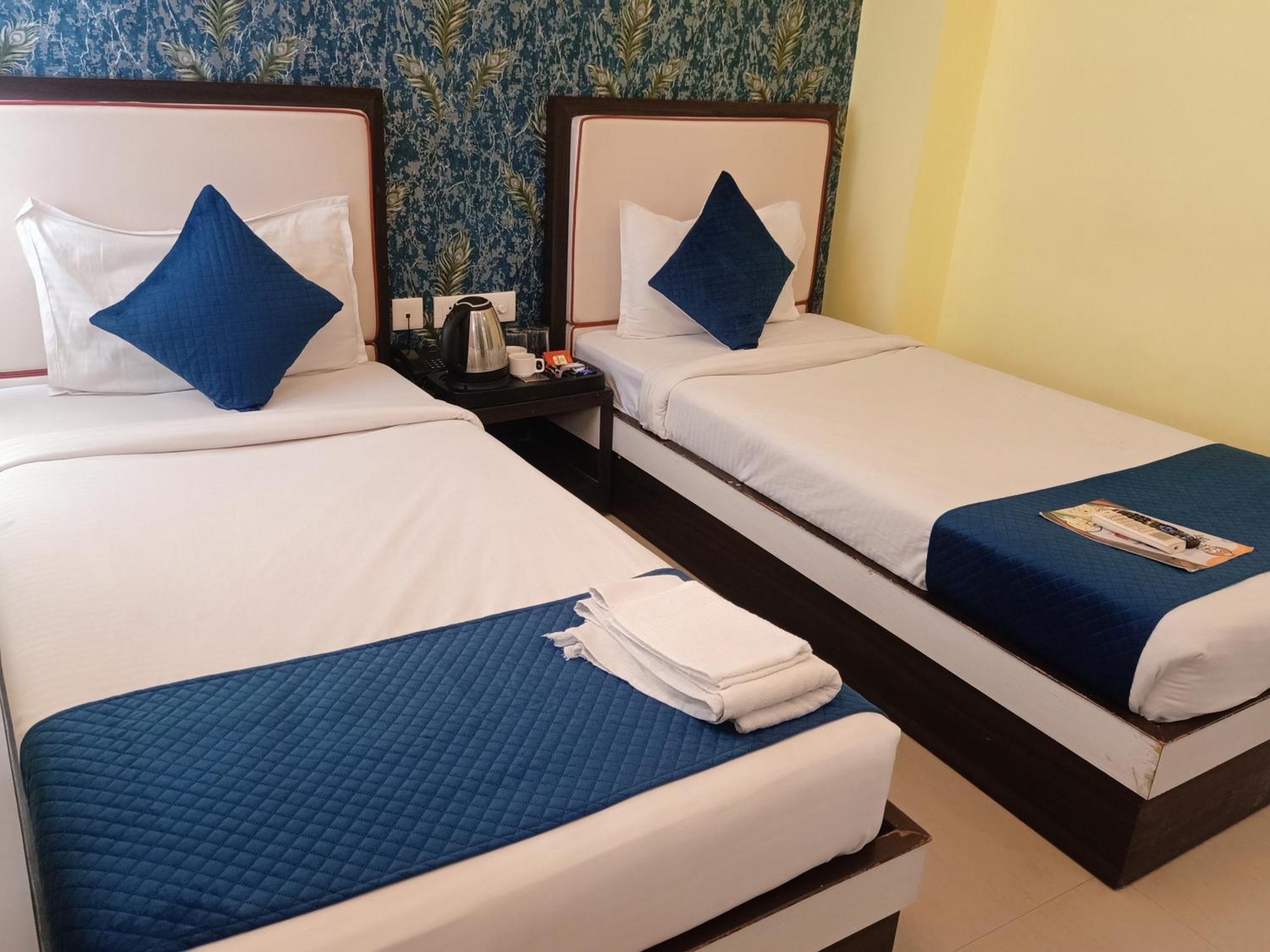 Hotel Janki International Sigra 2 Km From Kashi Vishwanath Temple Varanasi Eksteriør billede