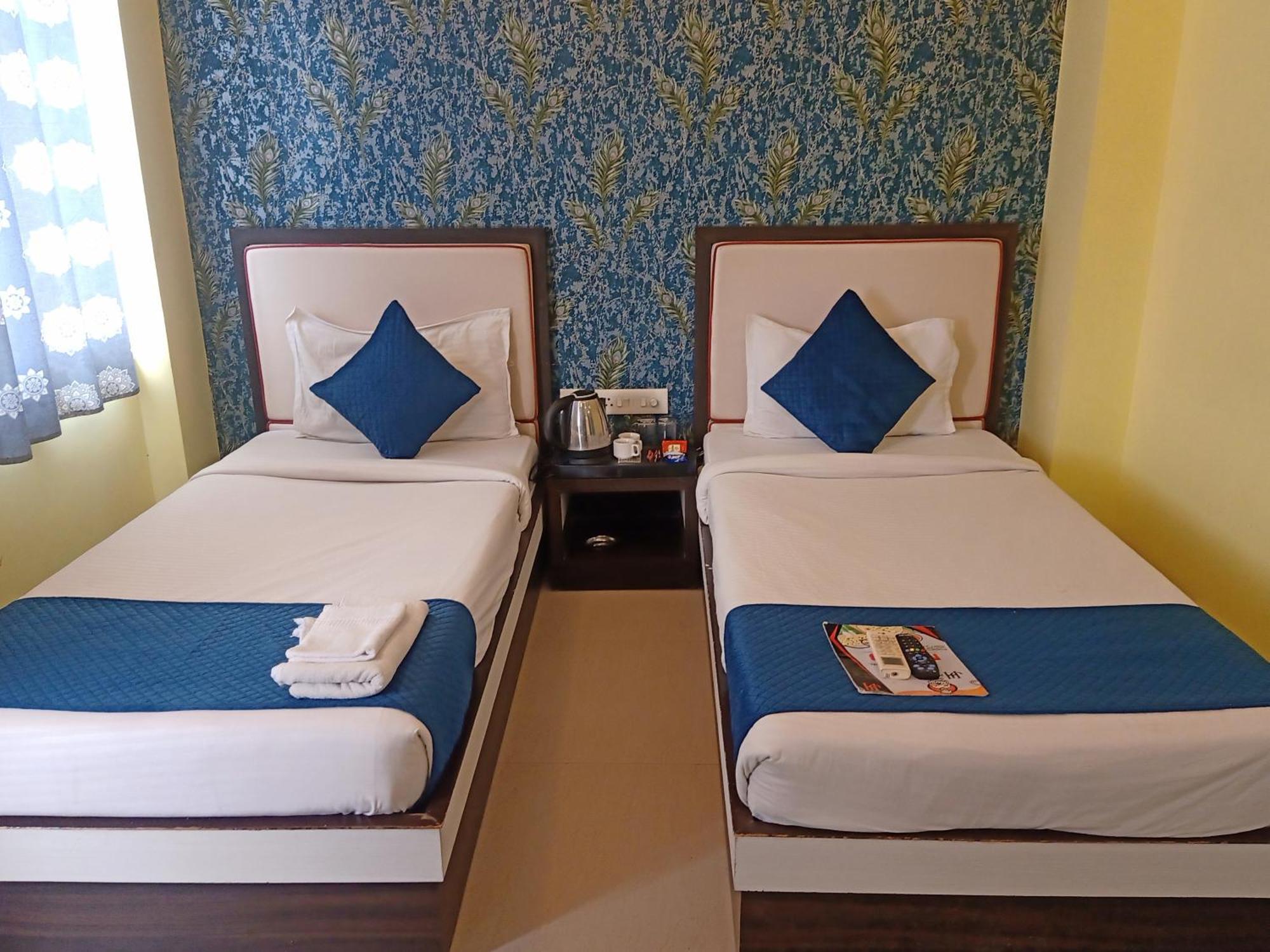 Hotel Janki International Sigra 2 Km From Kashi Vishwanath Temple Varanasi Eksteriør billede